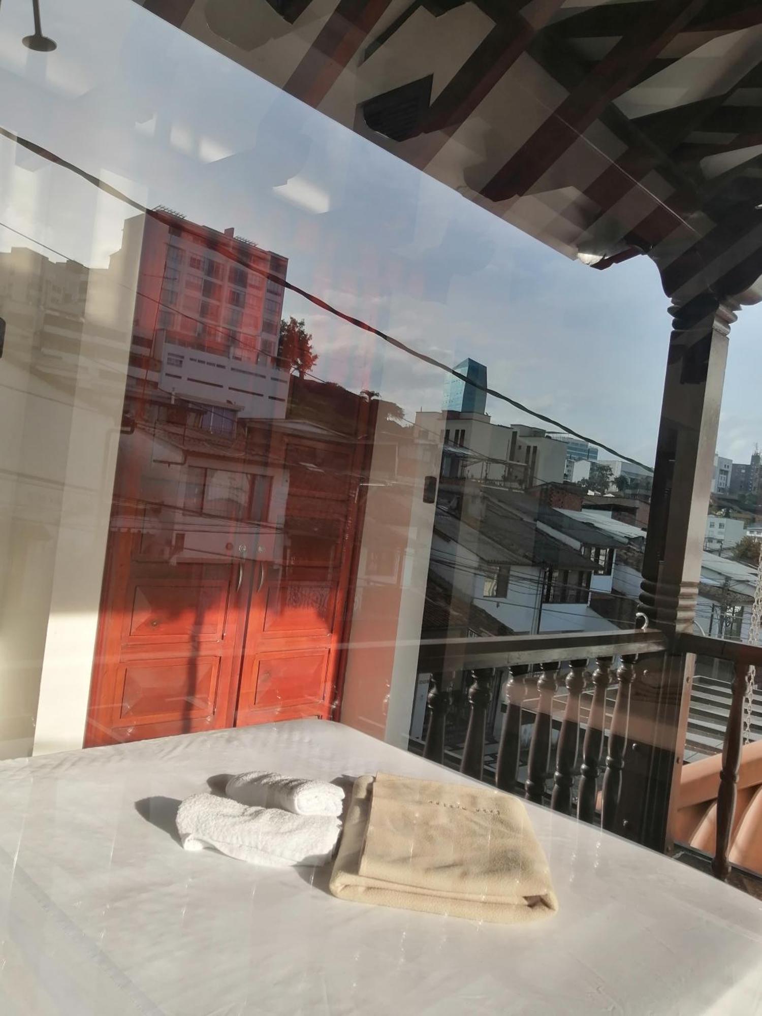 Hotel Boutique Babilonia Manizales Bagian luar foto